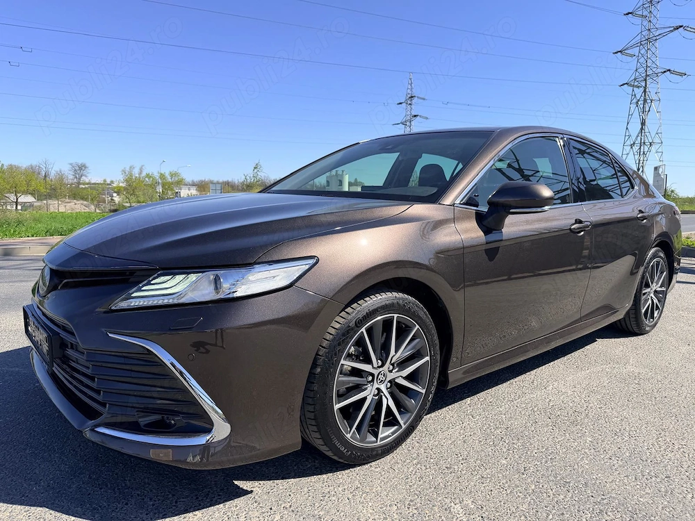 Toyota Camry Hybrid