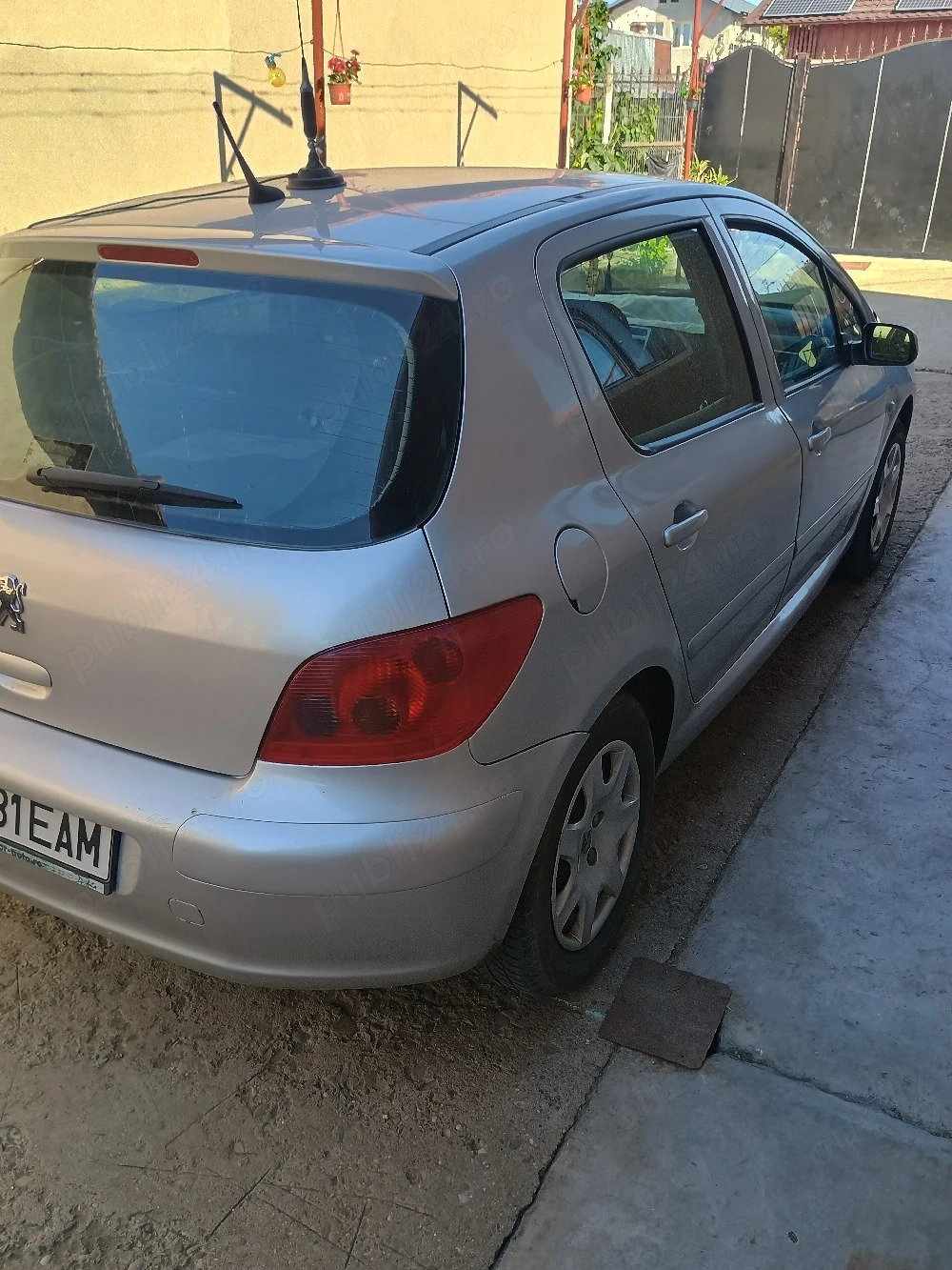 Peugeot 1.6 benz.si GPL.