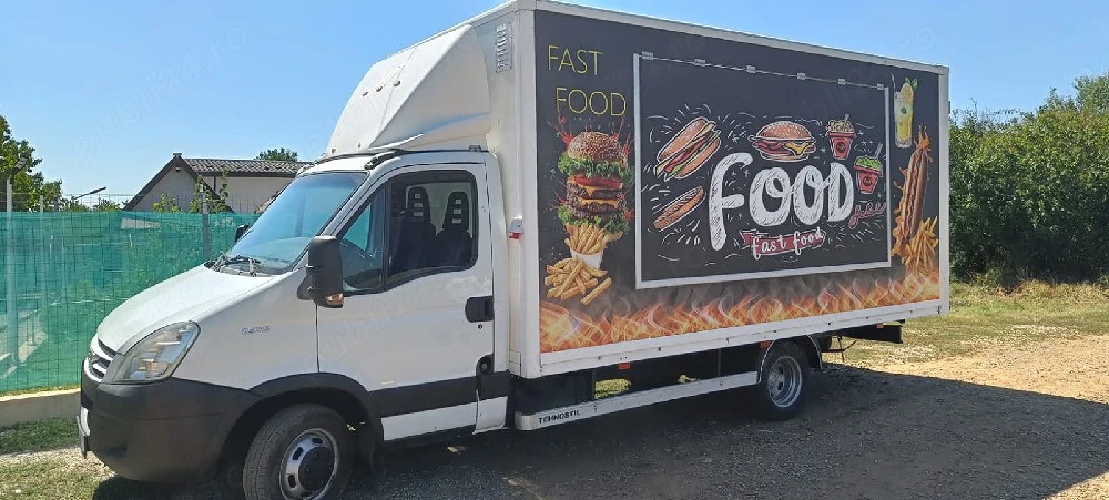 Iveco, foodtruck ,an fabricație 2009 (revizie completă efectuată, pregătit pentru utilizare)