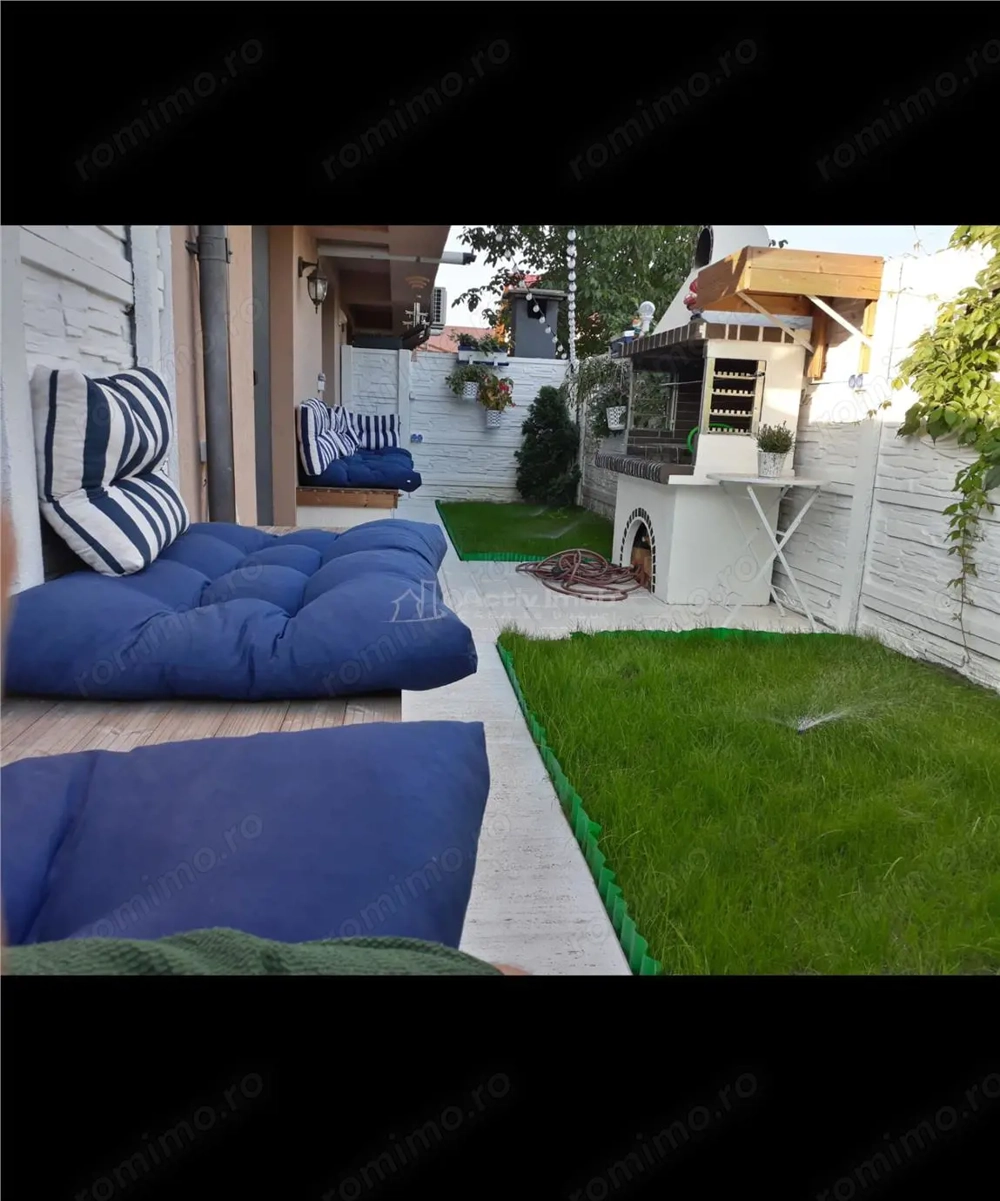 Vanzare Vila P+1+M+ terasa-Sector 4