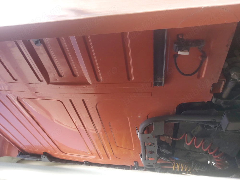 De vinzare volvo model 2088