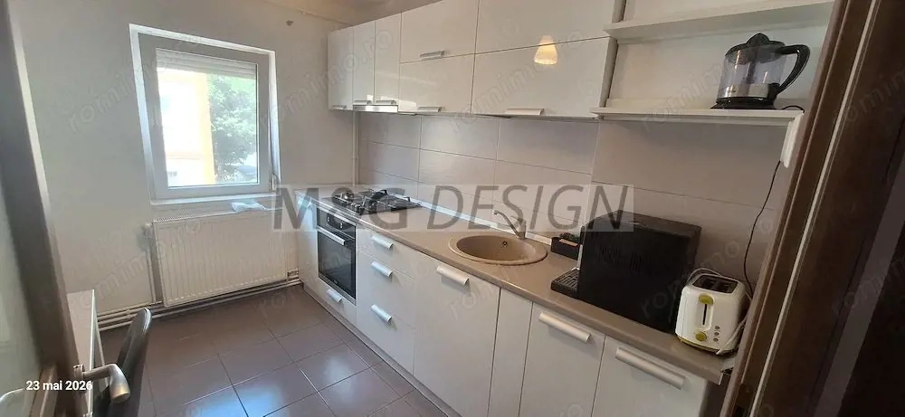 3 camere zona Kiriac, 2 bai, CT, AC, renovat