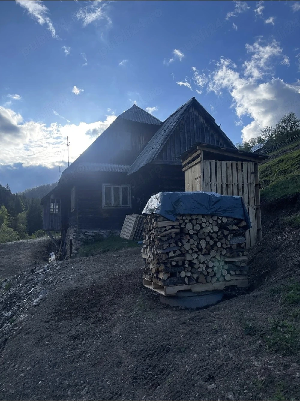 Casa cu teren la Baisoara,Cluj