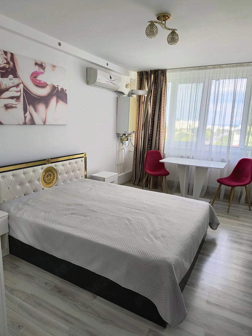 Proprietar vând garsonieră Tiglina 1 bloc i1 etaj 10 în spate la flori sau schimb cu apartament 2 ca