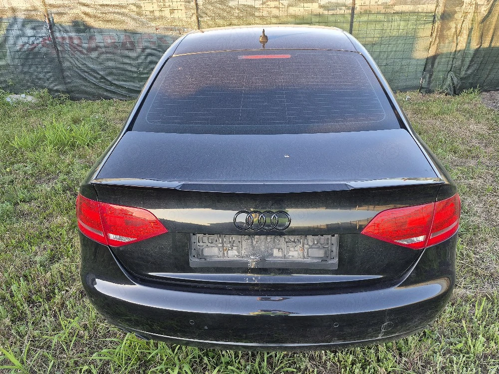 Audi A4 avariat