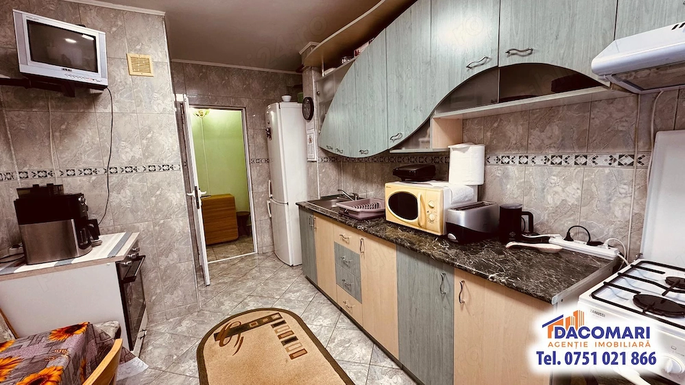 Apartament 3 camere, 67 mp, 2 balcoane, mobilat și utilat.