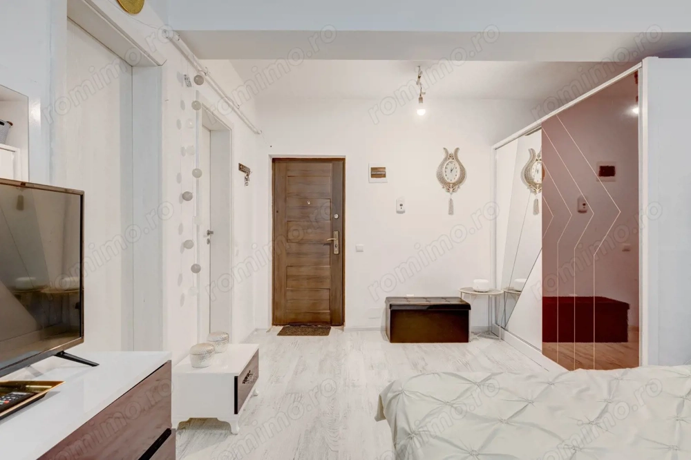 Garsoniera - Militari Residence - Weinner Palada - demisol