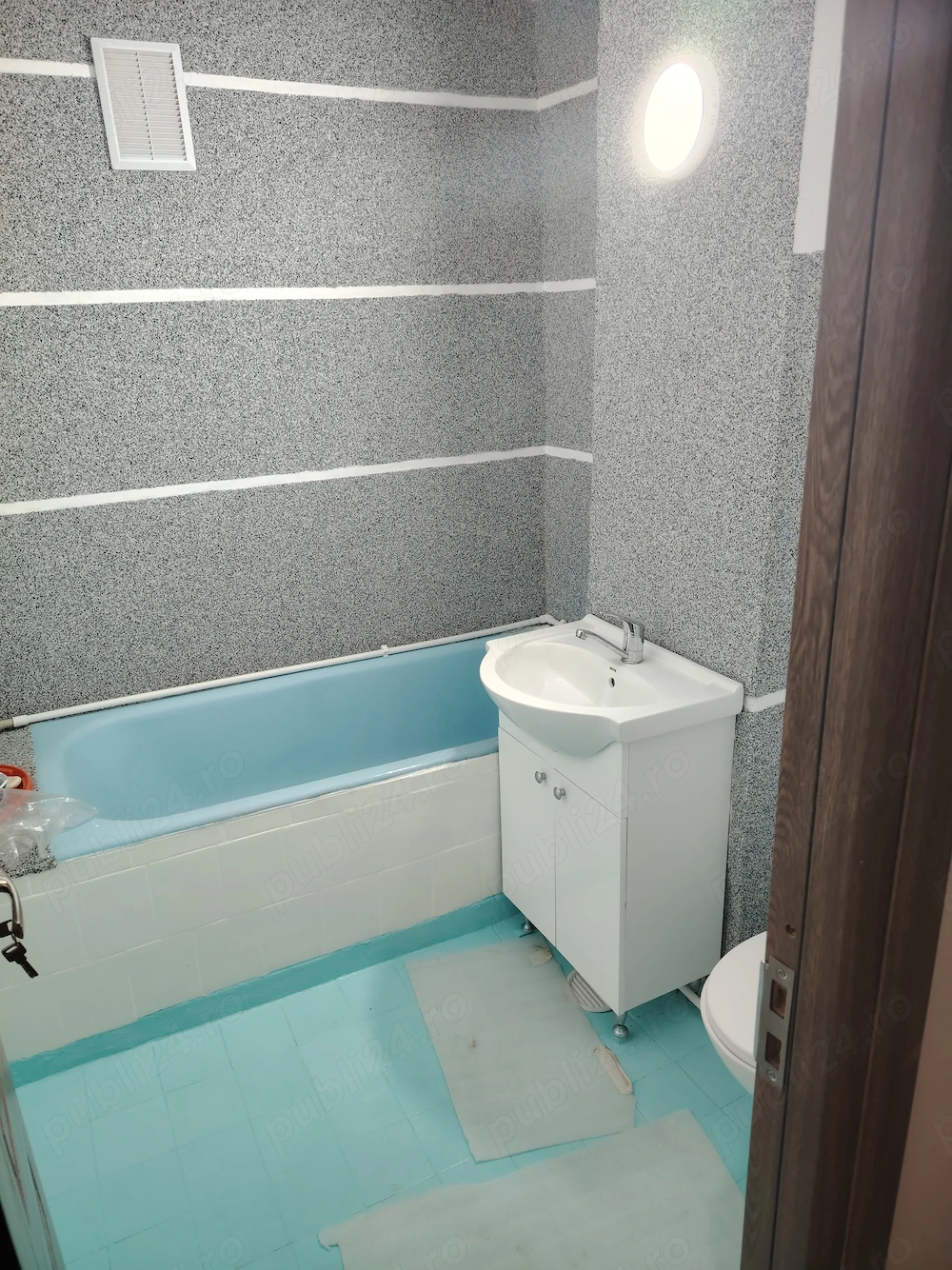 Apartament 3 camere decomandat
