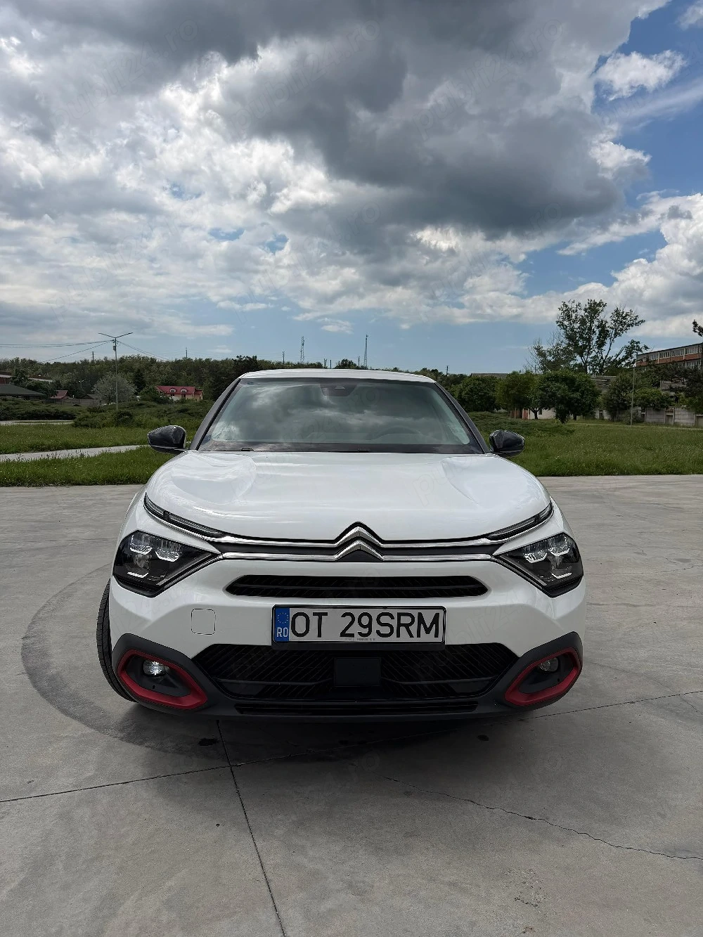 Citroen C4 E Shine 100kw 136At