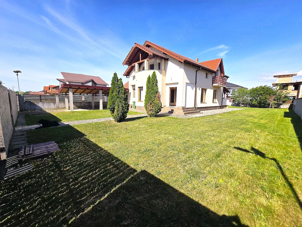 Casa sptioasa | P+M | Teren 1000 mp