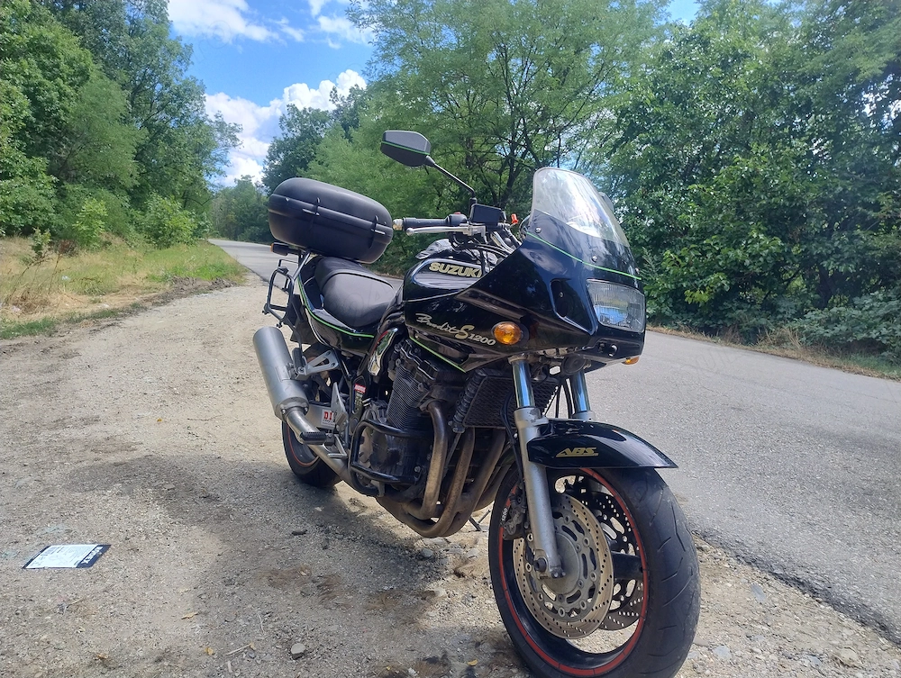 Suzuki bandit touring 