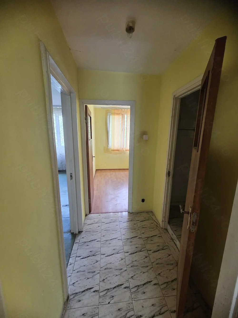 Vand apartament 3 camere   București 