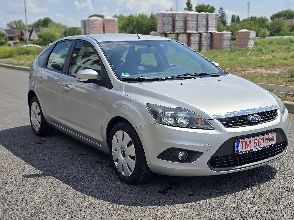 Ford focus 1.6 benzina 100cp manuala clima an 2009 Germania