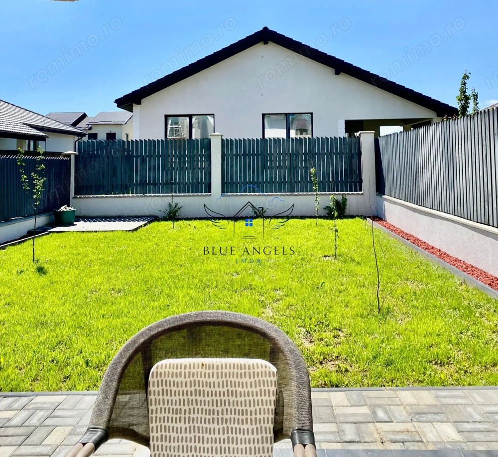 Casa tip duplex, Sanpetru, strada