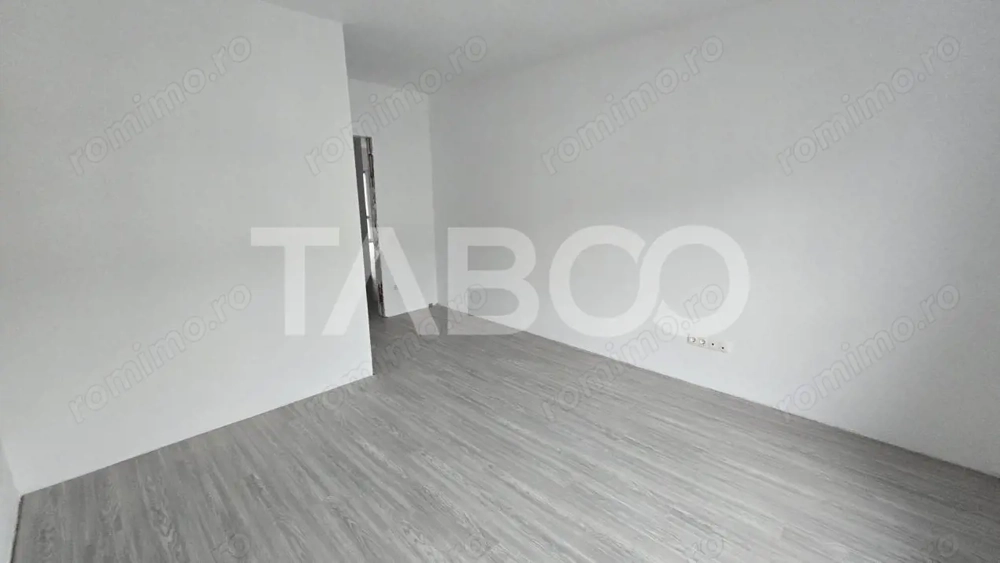 Apartament cu 3 camere camara si parcare de vanzare in Doamna Stanca