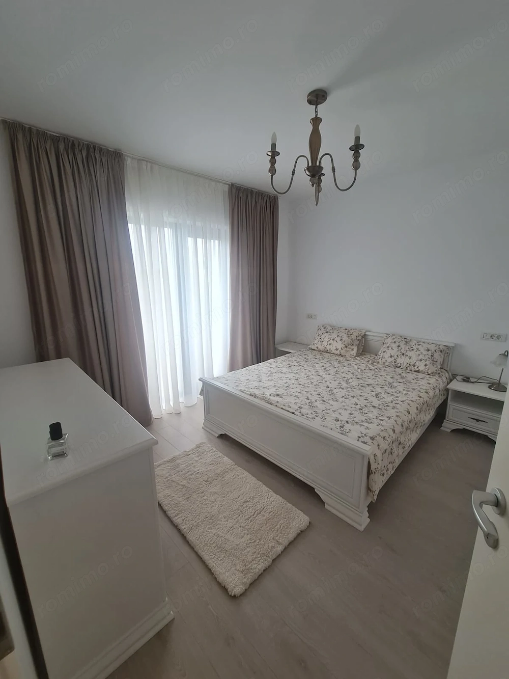 Apartament  2 camere Dumbrăvița 