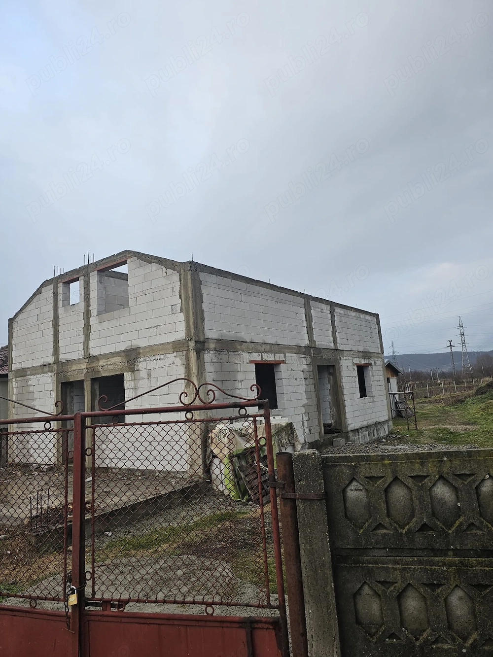 Casă de vânzare 