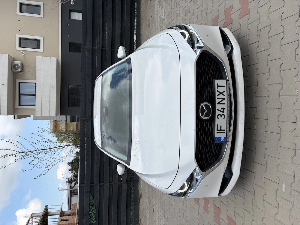 Mazda 3 Sedan 2019 | 2.0 Skyactiv-G 150 CP | Automată | 105.000 km
