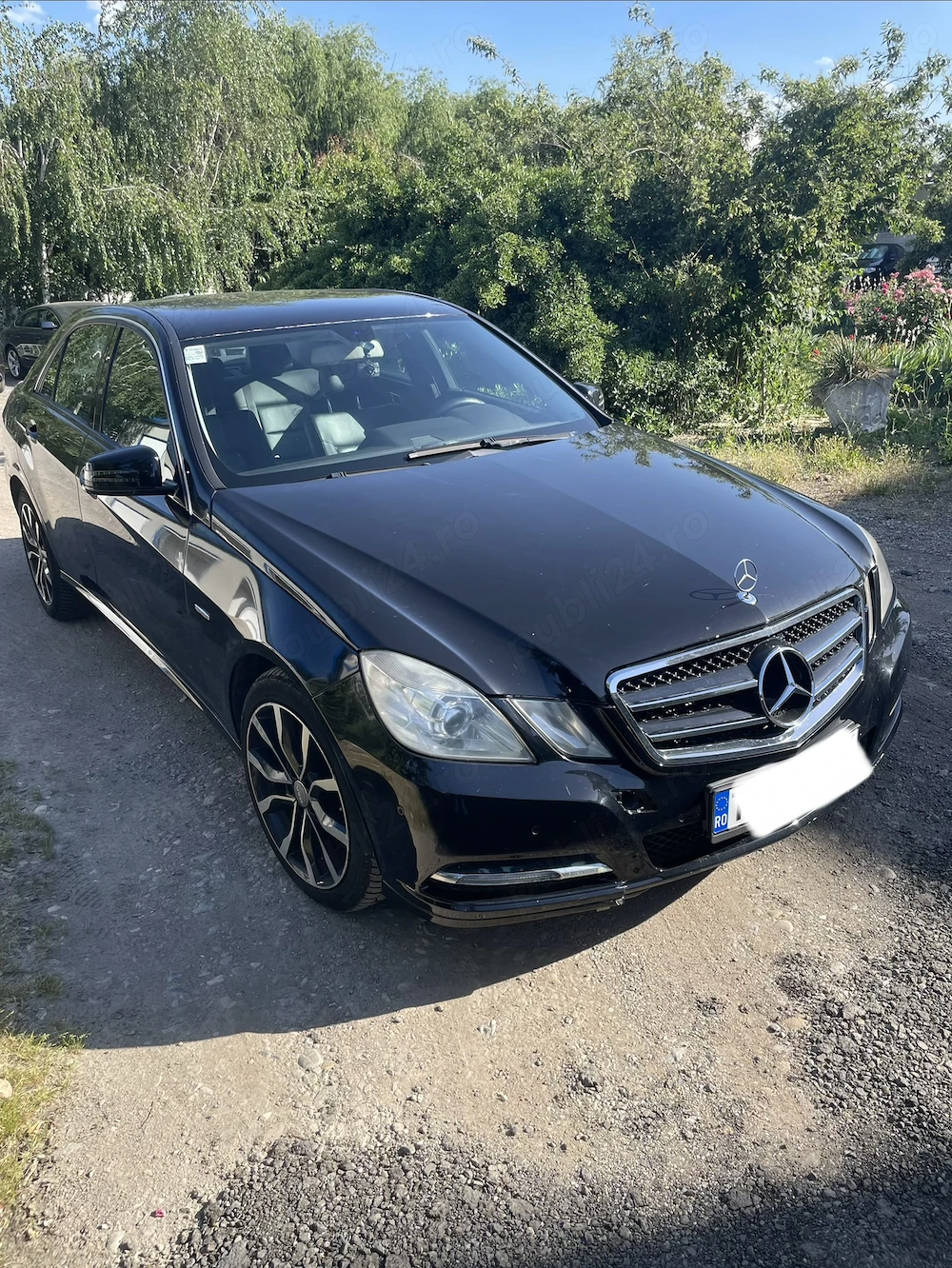MERCEDES-BENZ E 200 CDI BlueEFFICIENCY 2011   diesel, într-o stare foarte bună.
