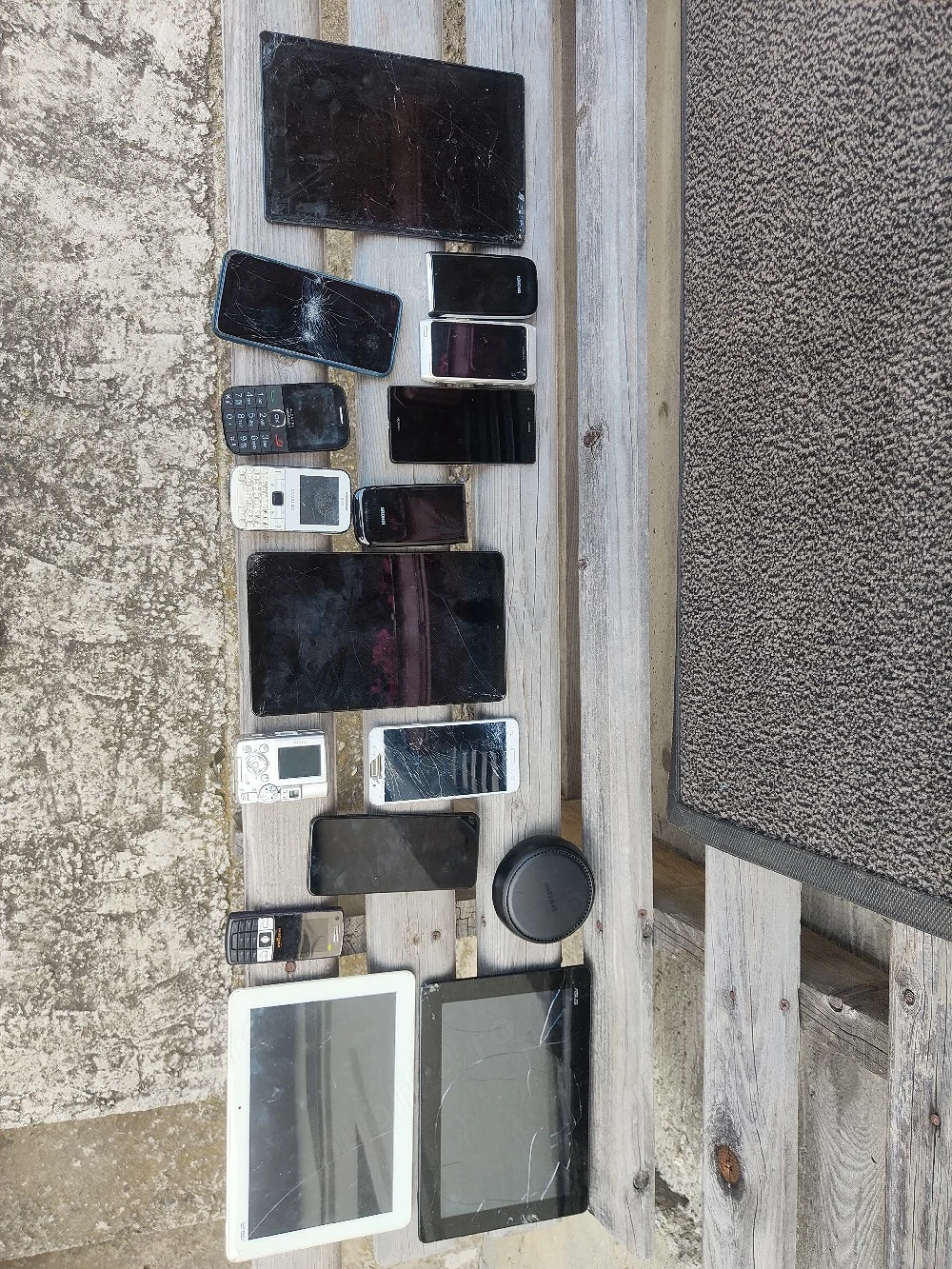 telefoane si tablete defecte