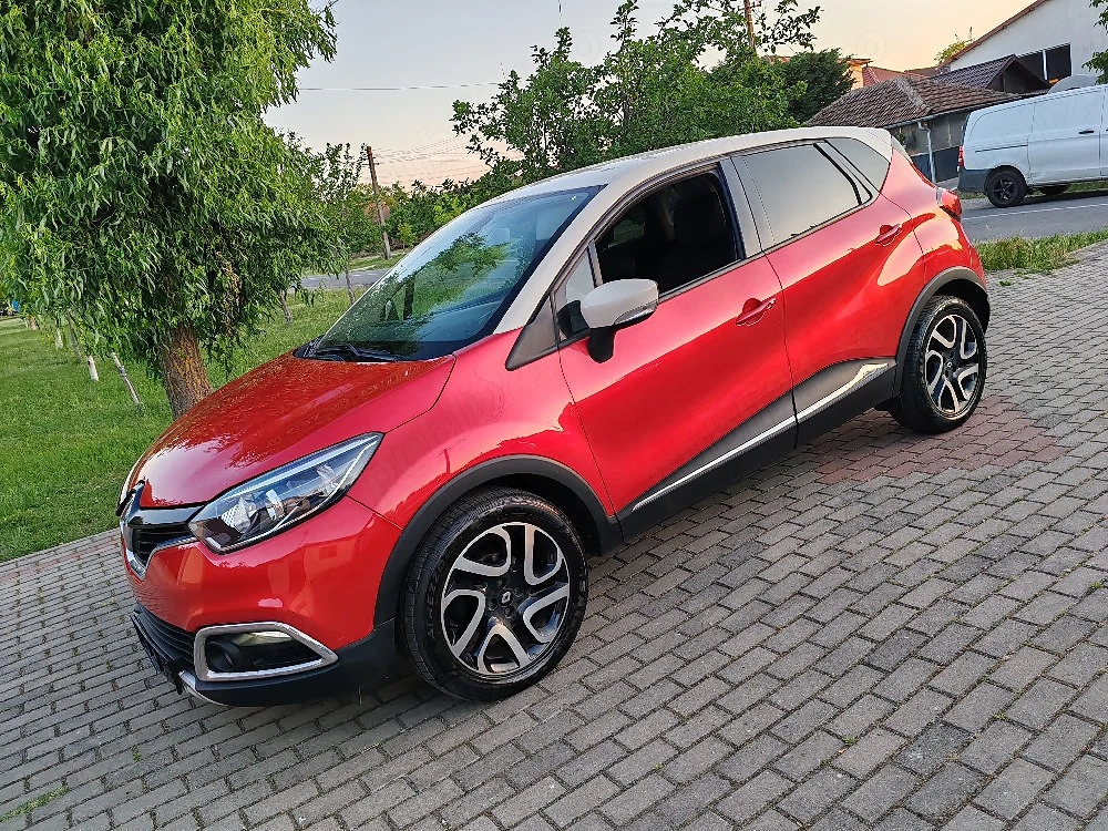 Renault Captur Editie limitată Helly Hasen Full-Motor Benzina 90 Cai Garanție!