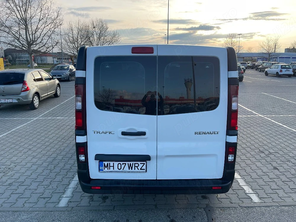 renault trafic 
