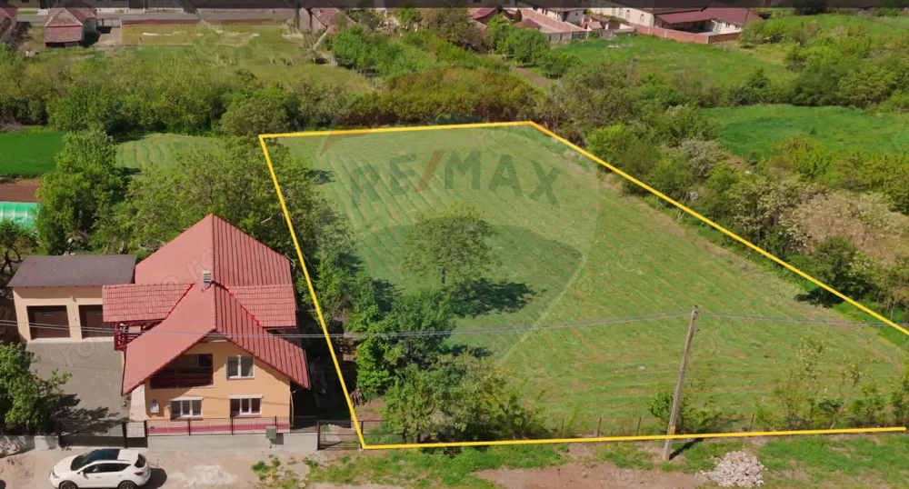 Teren 3.225 mp lângă Cetatea Șiria – utilități , panoramă superba