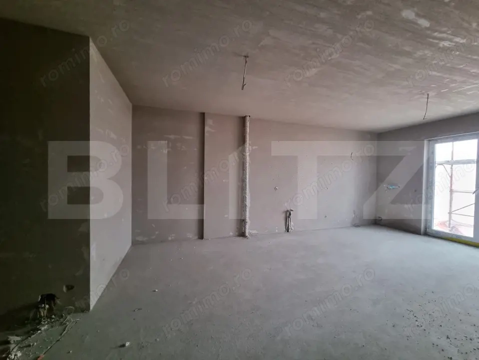 Apartament 2 camere, etaj intermediar, orientare estica, zona Vivo 