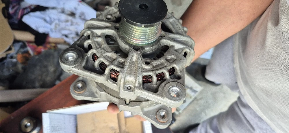 Alternator Nissan Dacia Renault 21380926300