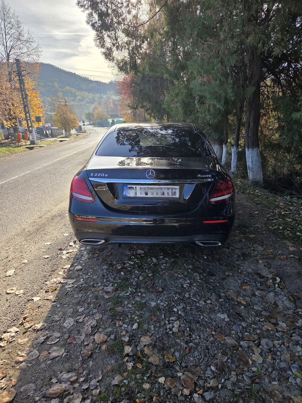 MERCEDES-BENZ E 220 d 4MATIC Avangarde Limuzina