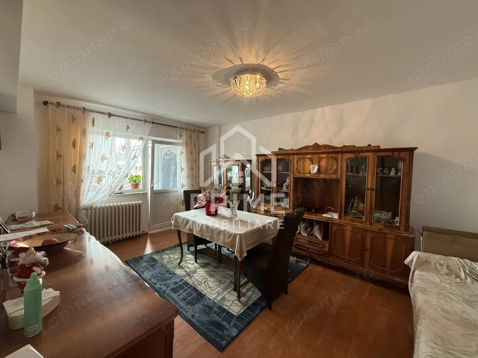 Apartament cu 3 camere de vanzare |65 MP UTILI | ETAJUL 3 | CETATE | 1 PARCARE.