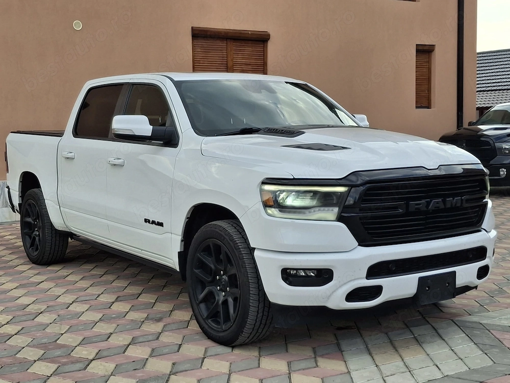 Dodge RAM 150 - 5.7 benzina - Hemi Sport 4x4 