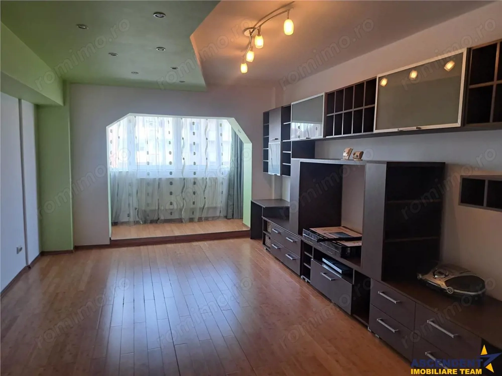 Apartament generos 3 camere de inchiriat, in zona apreciabila, Nicolae Iorga, Sf. Gheorghe