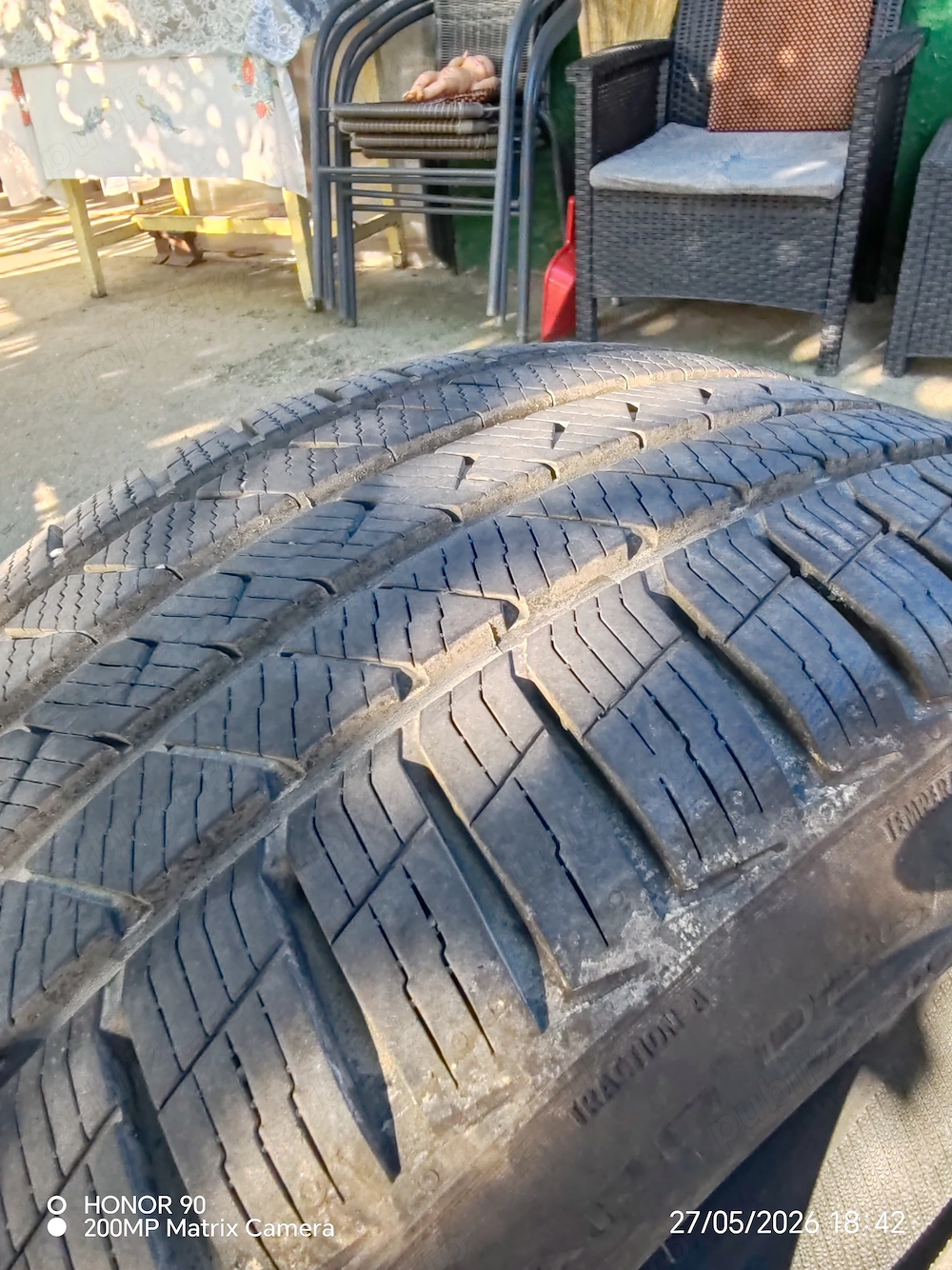 Vând Anvelope 245/40 R18 DOT 2024 de iarna