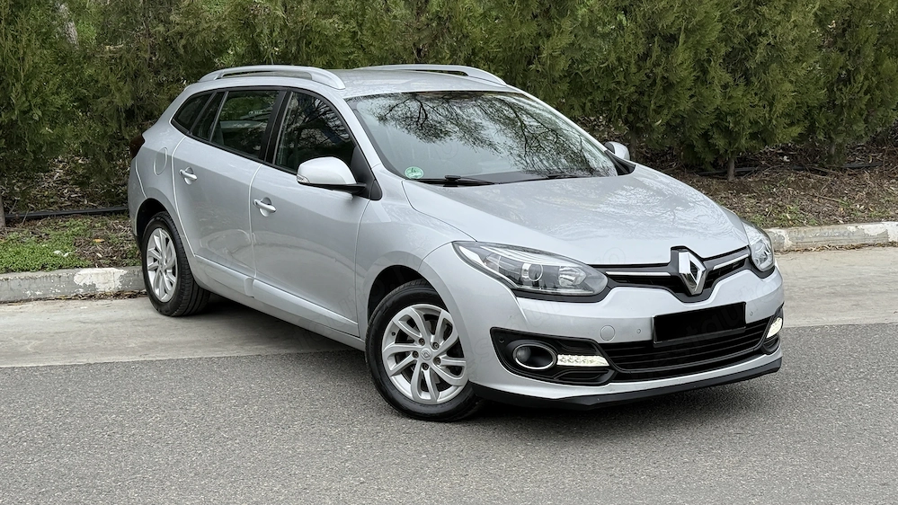 Renault Megane Benzina I 116.000 Km I Disponibil in Rate Auto Fara Avans