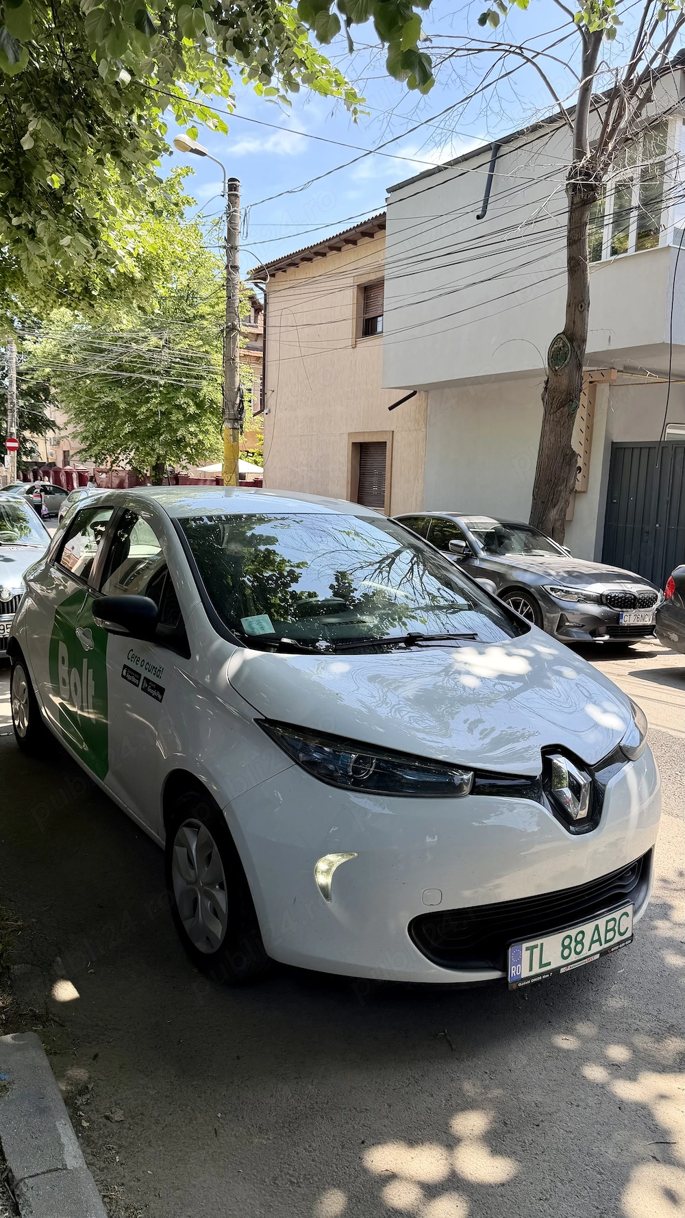  autoturism electric UBER BOLT