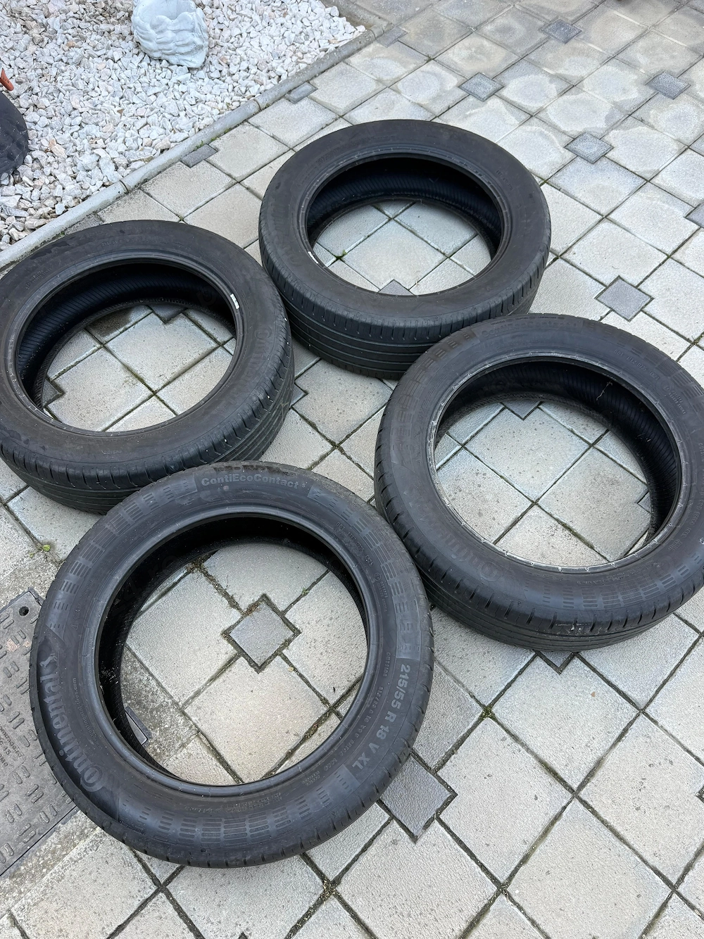 Vand anvelope vara Continental ContiEcoContact 215/55 R18.