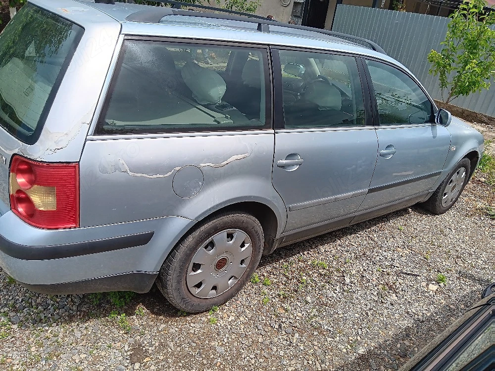 vând Volkswagen Passat b5.5 