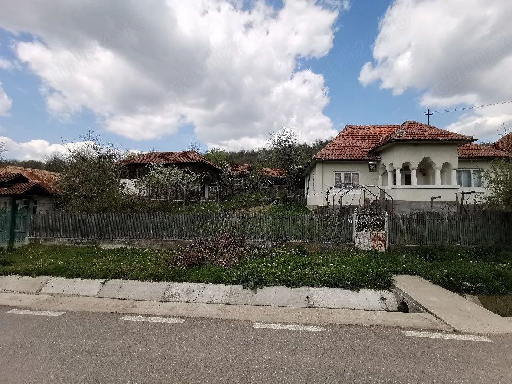 Casa la tara
