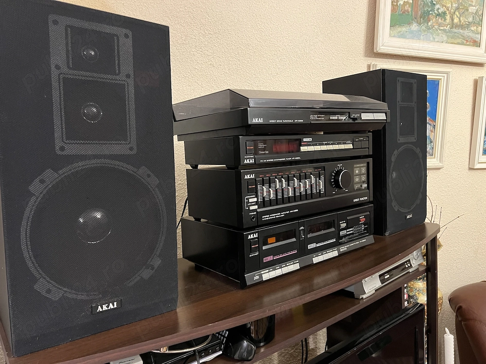 Vând linie(combină)audio AKAI originală JAPAN