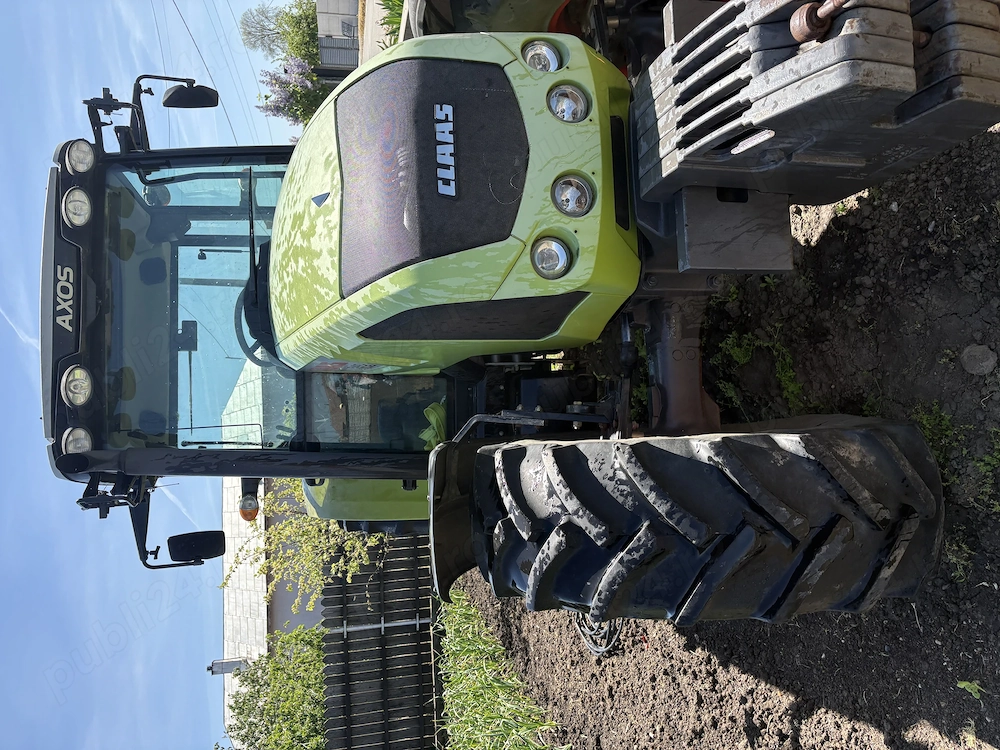 Tractor claas axos 340