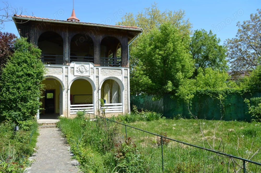 CASA / VILA SNAGOV, 1490mp DE TEREN + GARAJ SI GARSONIERA