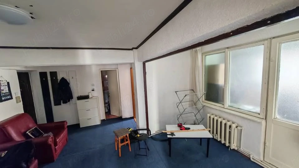 Vând Apartament 3 camere etaj 5, lift, George Enescu schimb cu casa în împrejurimi + dif