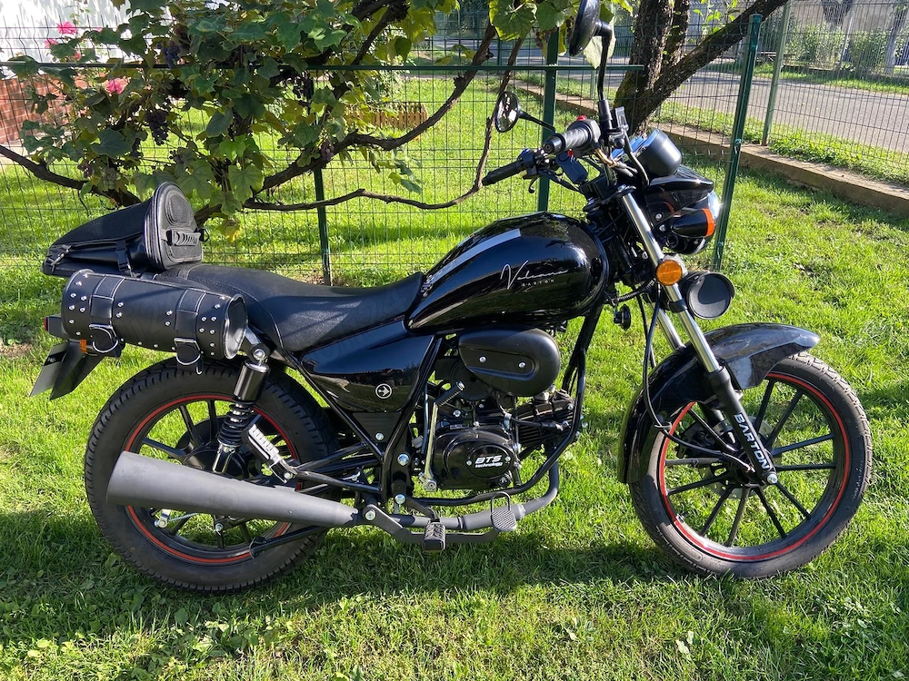 De vanzare Barton Volcano 50cc  - din 2023 stare excelenta,1080km 