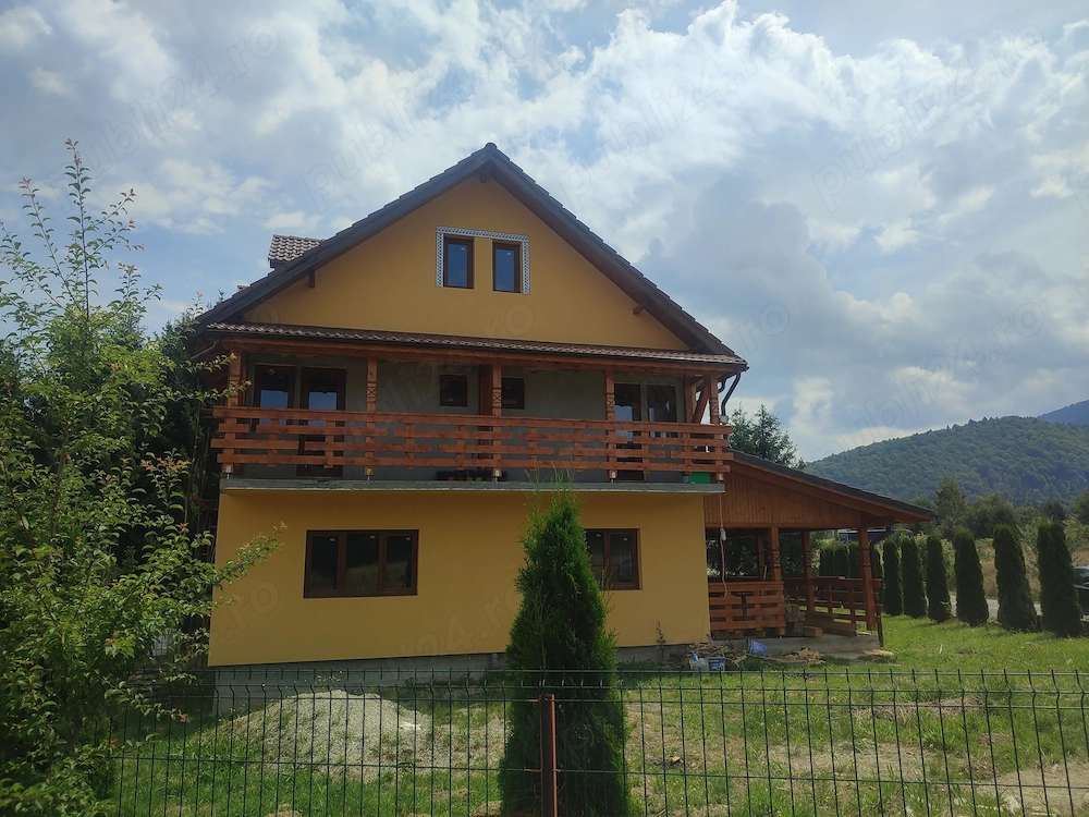 Sâmbătă de Sus - Casa de vanzare
