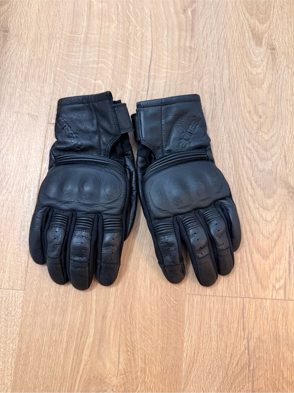 AlpineStars  Manusi masura M