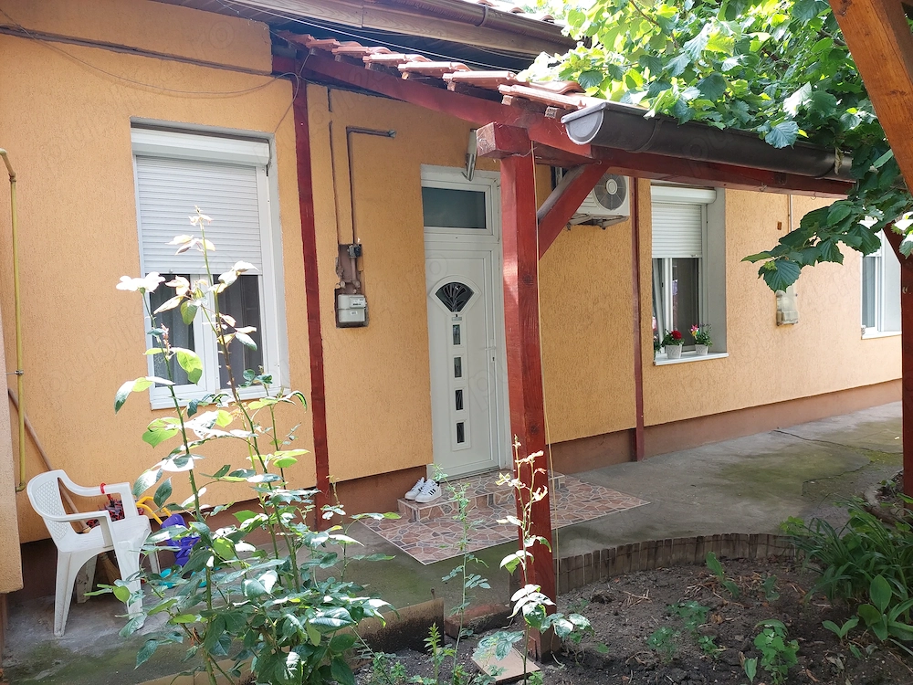 Casa in curte comuna.