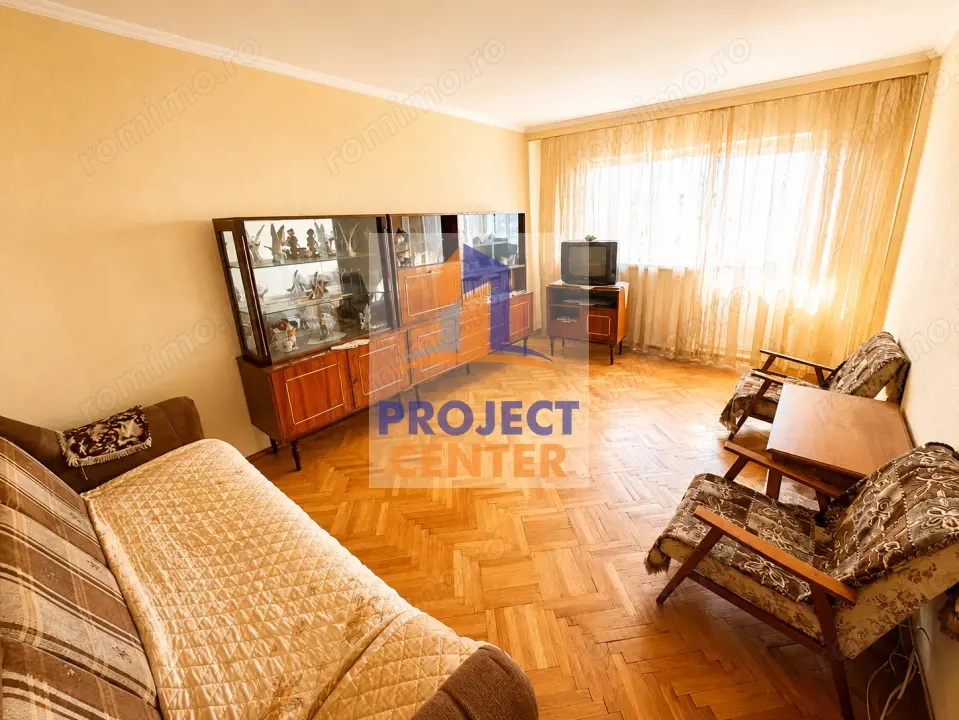 Apartament 4 camere Nord,  2 băi, sup = 80 mp