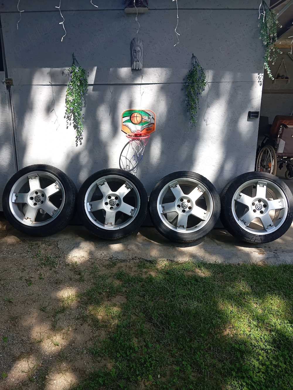 Vind jante aliaj 17 .112 MM gama vw cu anvelope vara 225/45/17