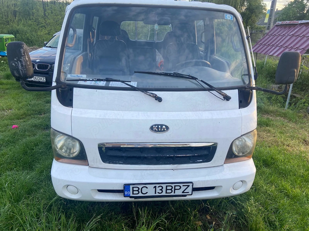 KIA 7locuri+benă 
